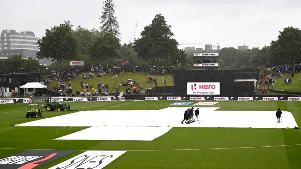 মাঠে নামার পরও ভারত-নিউজিল্যান্ড ম্যাচ পরিত্যক্ত