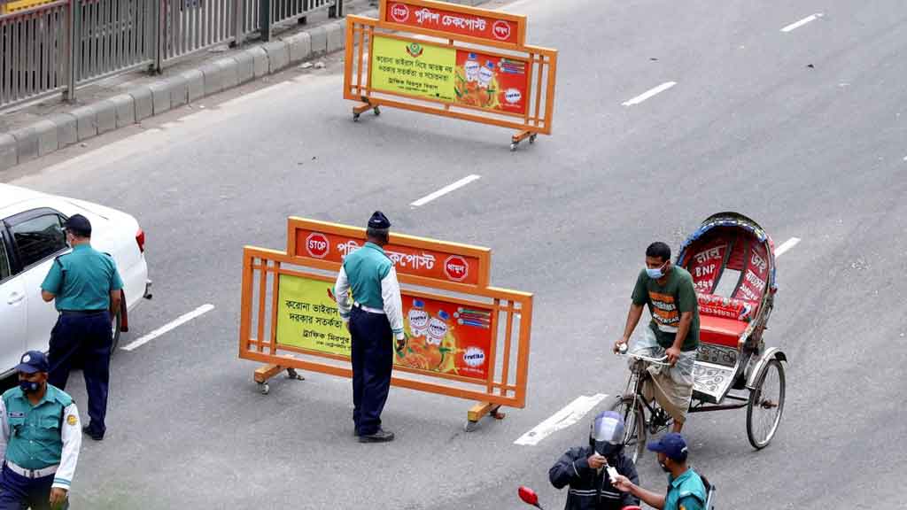 ঢাকাজুড়ে সর্বোচ্চ সতর্কতা, বাড়ানো হয়েছে চেকপোস্ট