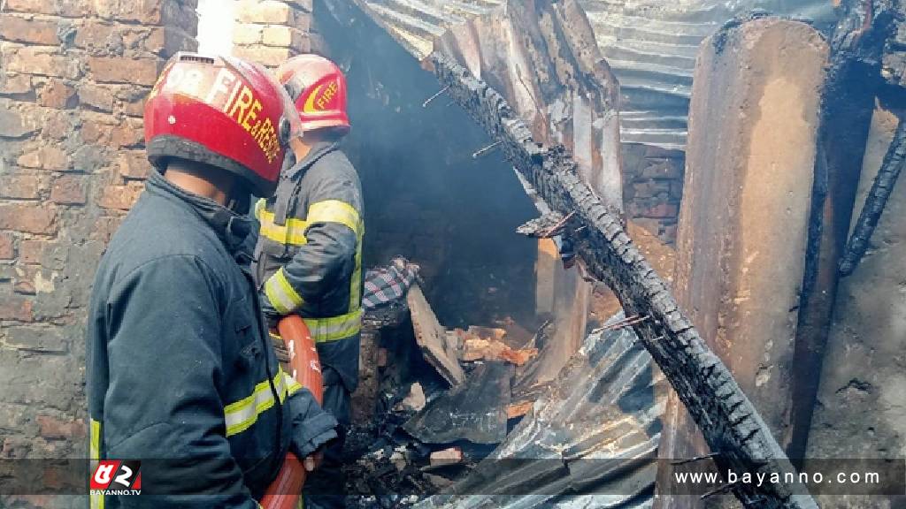 ক্ষতিগ্রস্ত পরিবারকে ৫ হাজার টাকা সহায়তার ঘোষণা