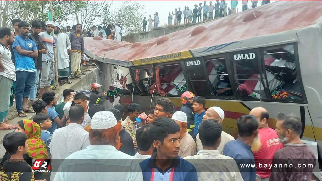 ইমাদ পরিবহনের মালিককে আসামি করে পুলিশের মামলা