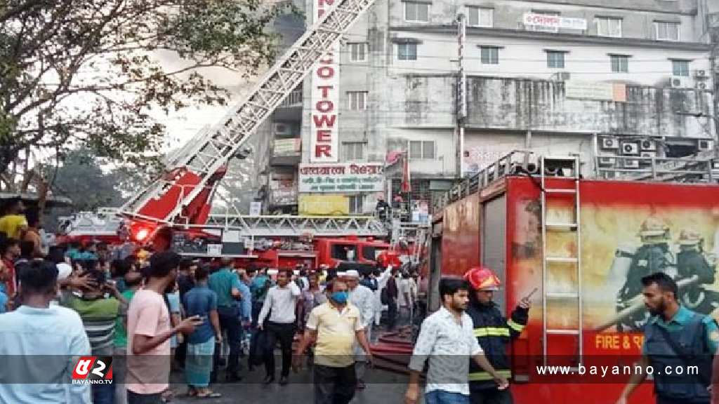 নারায়ণগঞ্জ-গাজীপুরের ফায়ার সার্ভিসসহ যোগ দিয়েছে র‌্যাবের ২২ দল