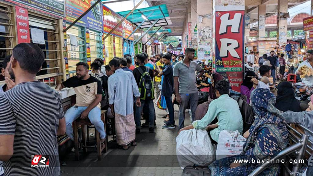 গাবতলীতে ঘরমুখো মানুষের ভিড়, চন্দ্রায় বাড়ছে গাড়ির চাপ