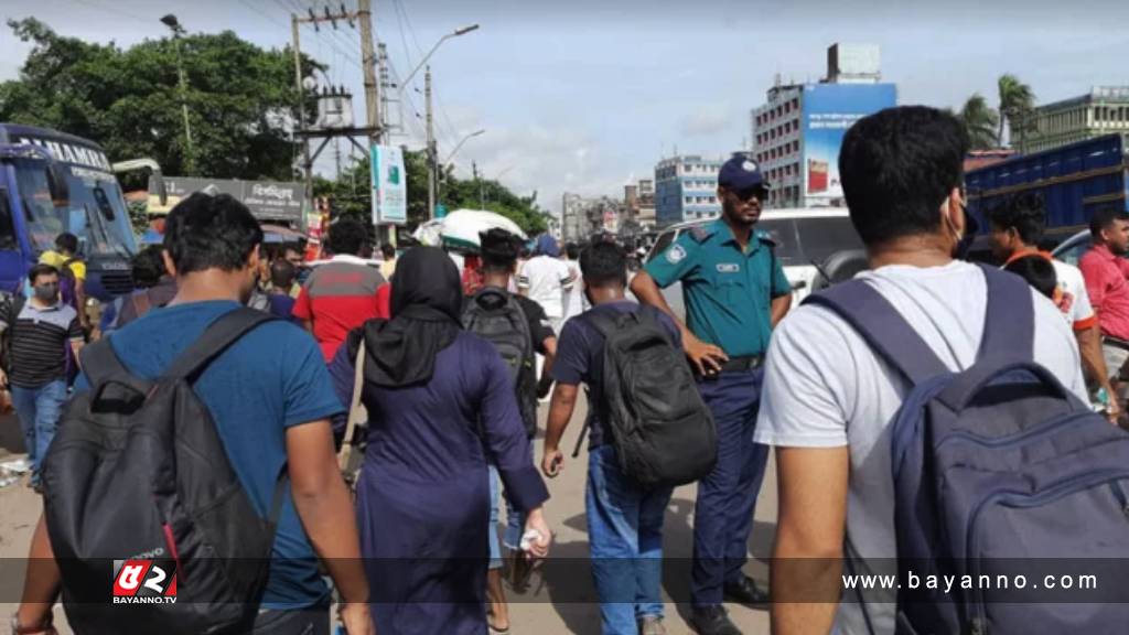 বাস টার্মিনালগুলোতে অতিরিক্ত যাত্রী