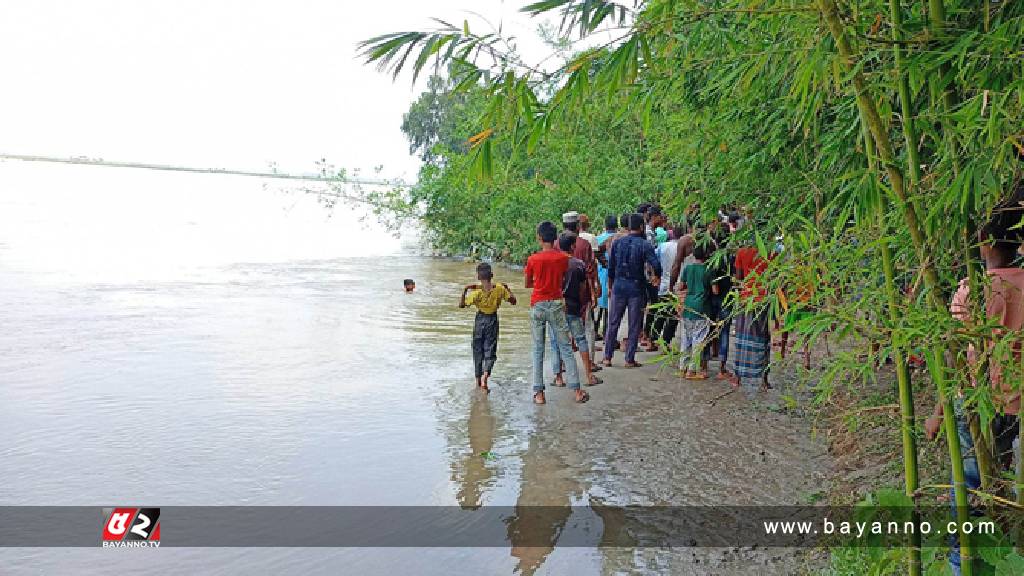 তিস্তায় নৌকা ডুবে নিখোঁজ ৩