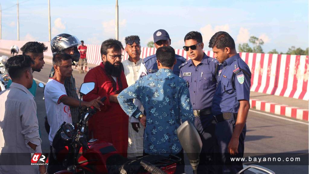 জগন্নাথপুর-ঢাকা মহাসড়কে শৃঙ্খলা ফেরাতে অভিযান