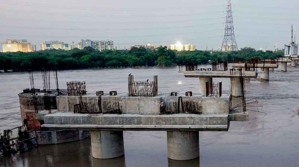 নতুন করে দিল্লিতে বন্যা পরিস্থিতির সতর্কতা জারি