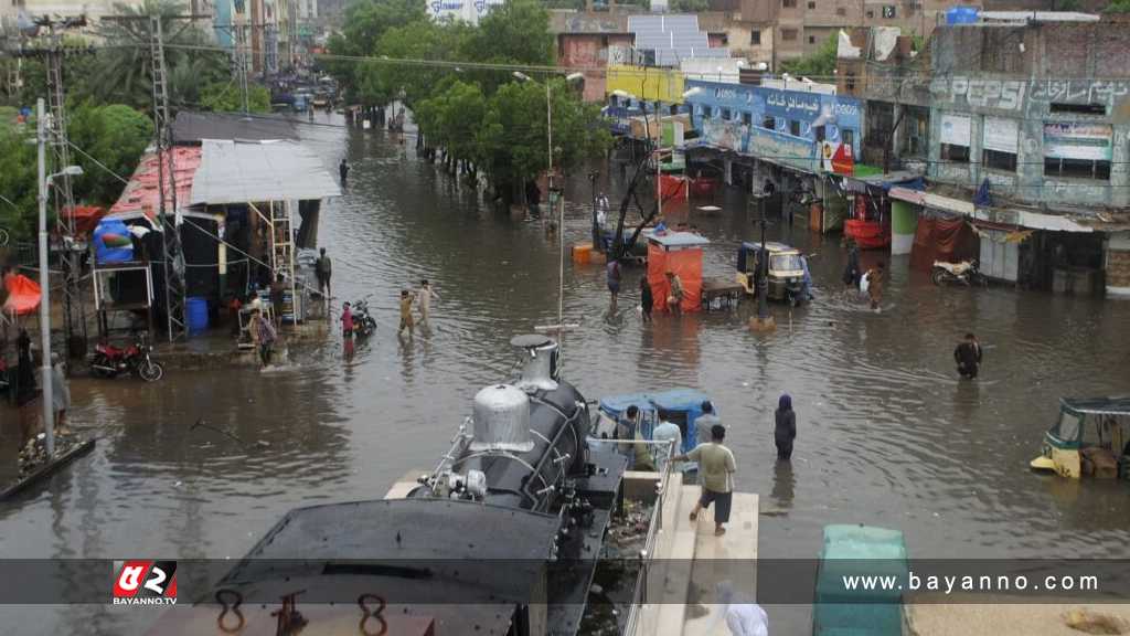 পাকিস্তানে ভারি বর্ষণ অব্যাহত, বন্যায় ৮৬ জনের মৃত্যু