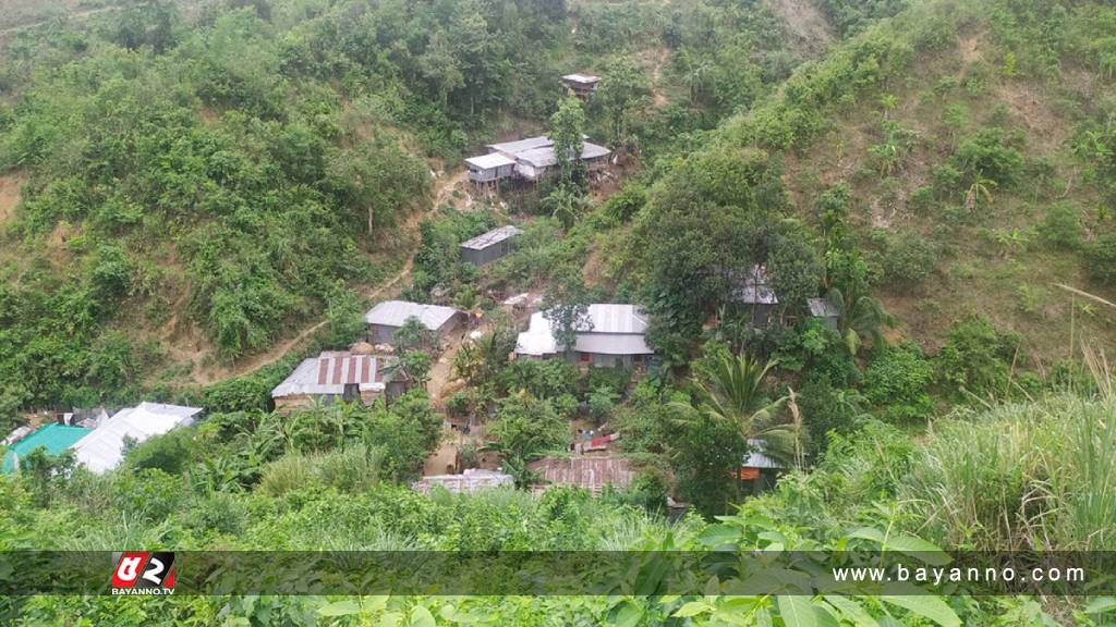 পার্বত্য জেলায় পাহাড় ধসের শঙ্কা, আশ্রয়কেন্দ্রে যেতে মাইকিং