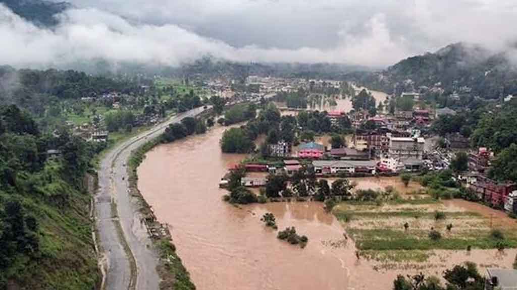 হিমাচলে বর্ষার ‘তাণ্ডব’, ৭ জনের মৃত্যু