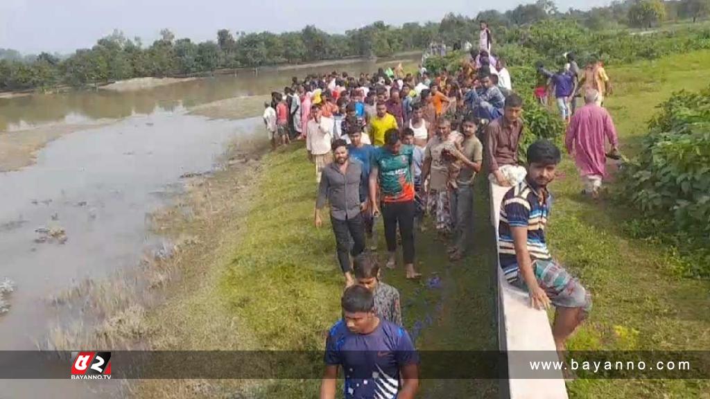 ১৮ ঘণ্টা পর নদীতে মা-দুই ছেলের মরদেহ