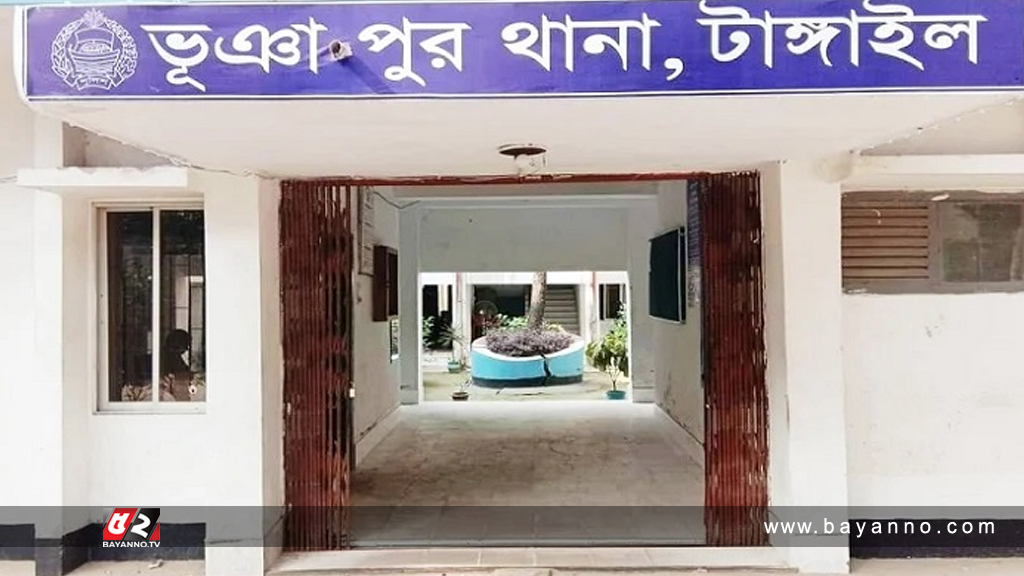 সাংবাদিকের মায়ের গ‘লা‘কা‘টা মরদেহ উদ্ধার