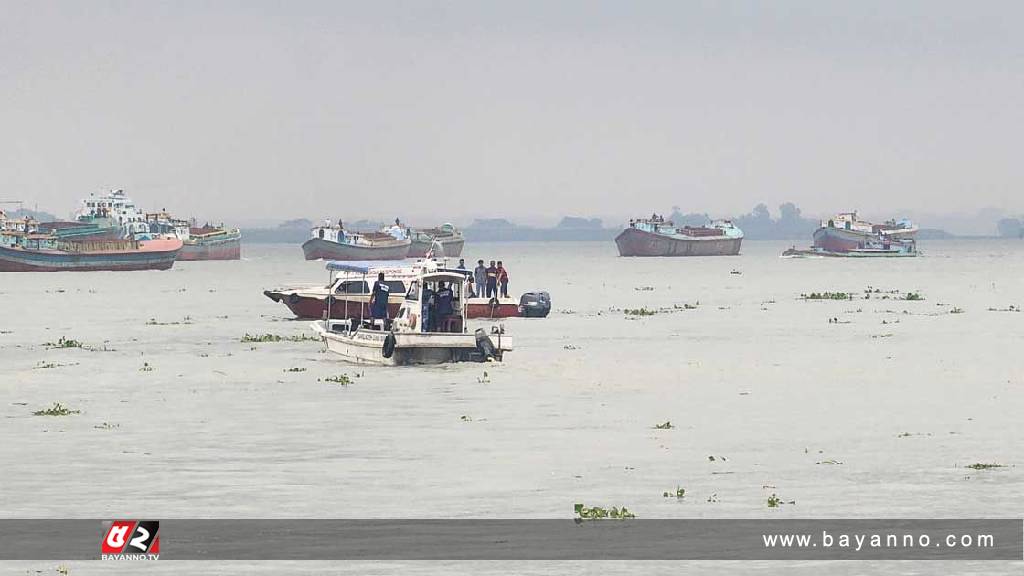 ট্রলারডুবিতে একজনের মরদেহ উদ্ধার, নিখোঁজ ৫