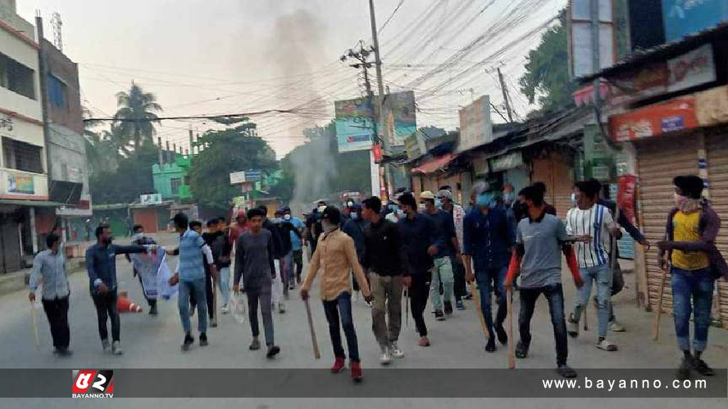 জামায়াত ও বিএনপির ঝটিকা মিছিল, ভাংচুর ও অগ্নিসংযোগ