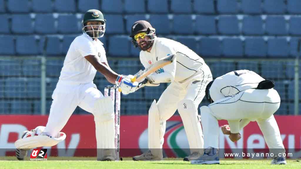 দুই ওভারে দুই উইকেট হারিয়ে দ্বিতীয় সেশন শেষ