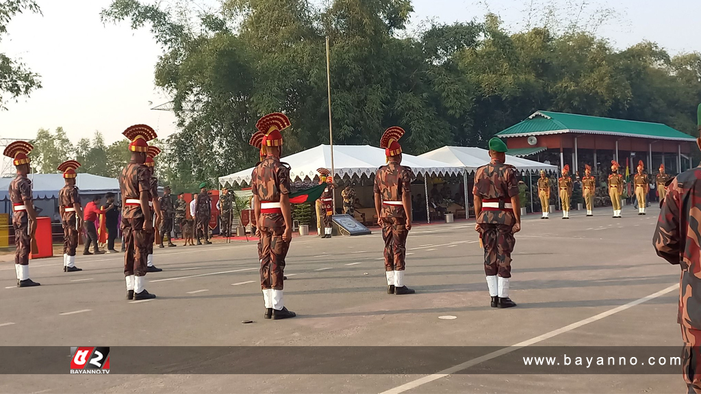 পঞ্চগড় সীমান্তে বিজয় দিবস উদ্‌যাপন করলো বিজিবি-বিএসএফ