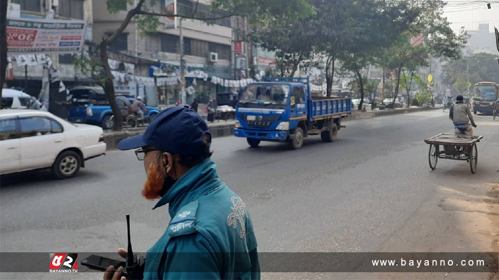 হরতালে সড়কে গণপরিবহন কম