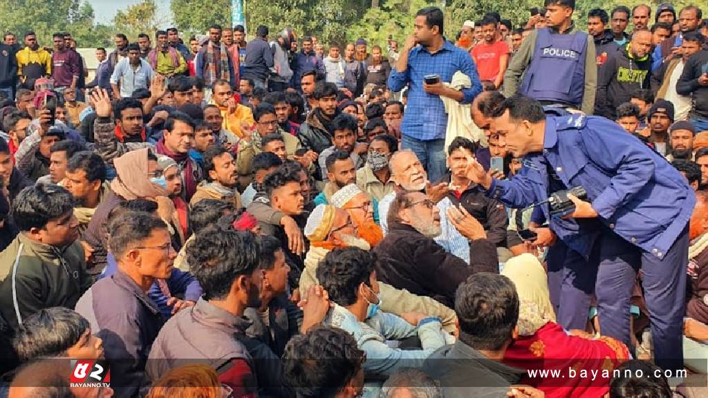 কালিহাতী থানা ঘেরাও, সড়ক অবরোধ