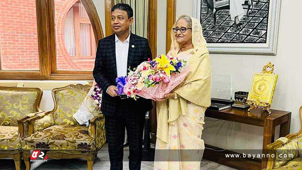 প্রধানমন্ত্রীকে শুভেচ্ছা জানালেন ডিবিপ্রধান হারুন