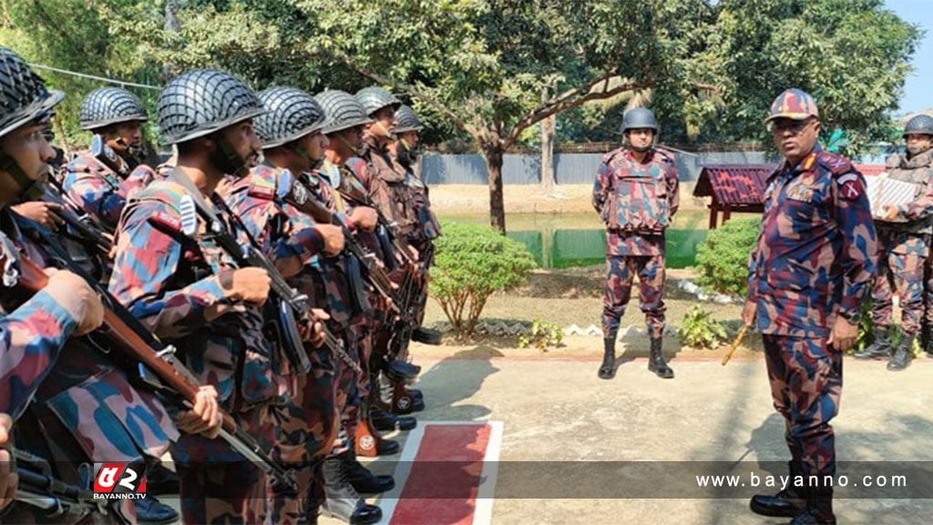 সীমান্তে সর্বোচ্চ সতর্ক থাকার নির্দেশ বিজিবি প্রধানের