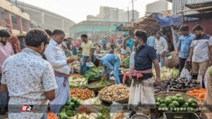 লাগামহীন নিত্যপণ্যের বাজার, হিমশিম খাচ্ছে মানুষ