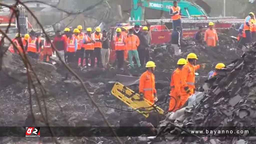 আতশবাজি কারখানায় ভয়াবহ বিস্ফোরণ, প্রাণহানি ১১