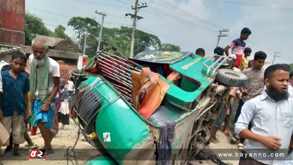 ফেব্রুয়ারিতে ৫৬৯ সড়ক দুর্ঘটনায় নিহত ৫২৩