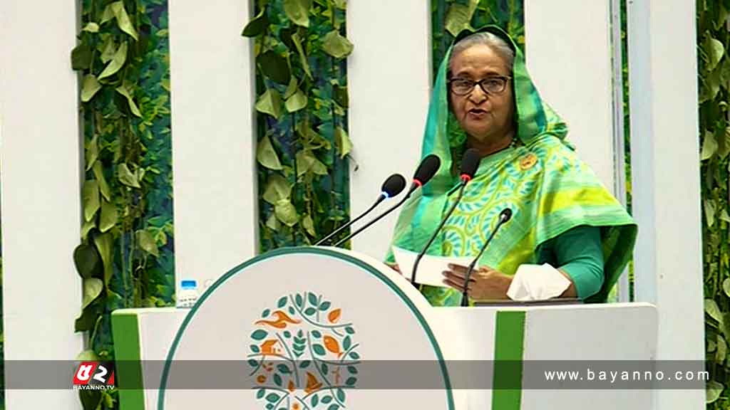 যুদ্ধে নয়, জলবায়ু পরিবর্তন মোকাবিলায় অর্থ ব্যয়ের তাগিদ প্রধানমন্ত্রীর