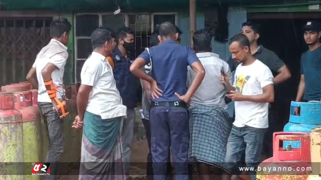 বাঁকখালীর মোহনা থেকে অজ্ঞাত নারীর মরদেহ উদ্ধার