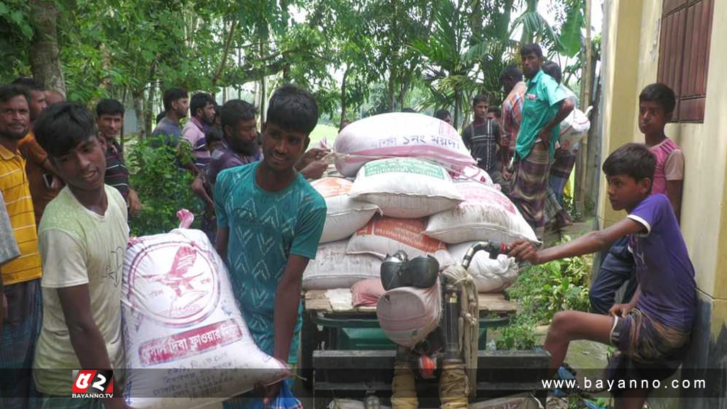 কুড়িগ্রামে ভিজিএফের বিপুল পরিমান চাল উদ্ধার