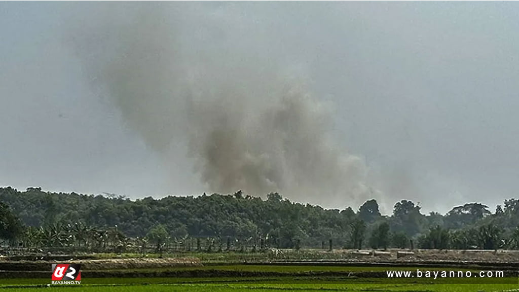 গোলাগুলি-বিস্ফোরণে কাঁপছে টেকনাফ সীমান্ত