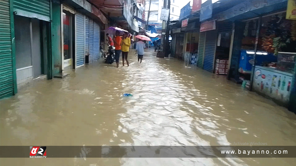 ভয়াবহ হচ্ছে সুনামগঞ্জের বন্যা পরিস্থিতি