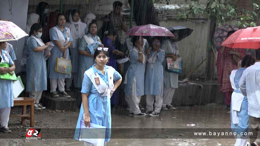 এইচএসসি পরীক্ষার দিন বৃষ্টি হলে সময় বাড়ানোর নির্দেশ