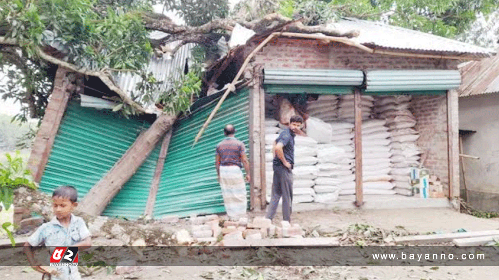 ঠাকুরগাঁওয়ে আকস্মিক ঝড়ে নিহত ৩