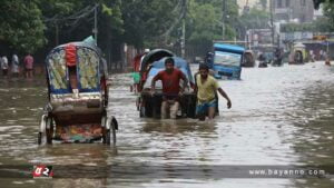 রাজধানীতে জলাবদ্ধতা, ৬ ঘণ্টায় রেকর্ড ১৩০ মিলিমিটার বৃষ্টি