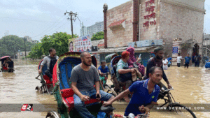 ভারী বর্ষণে নিউমার্কেটে ক্ষতি কয়েক কোটি টাকা