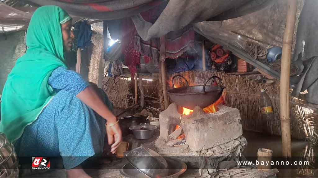 কুড়িগ্রামে বন্যায় পানিবন্দী ৫০ হাজার মানুষ